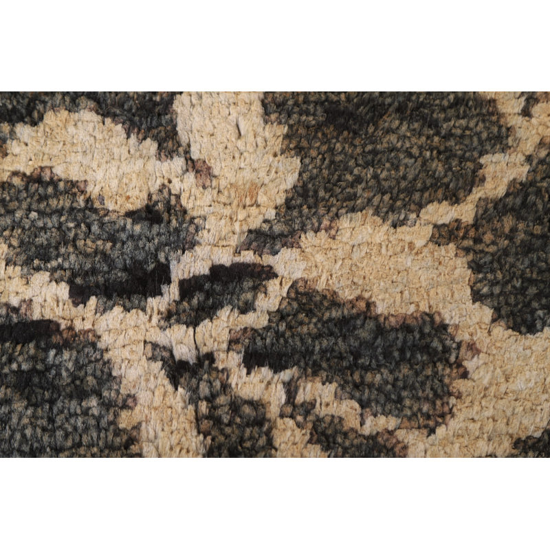 Tapis noir imprimé nature 7 x 7
