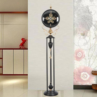 Horloge murale 67,72 po