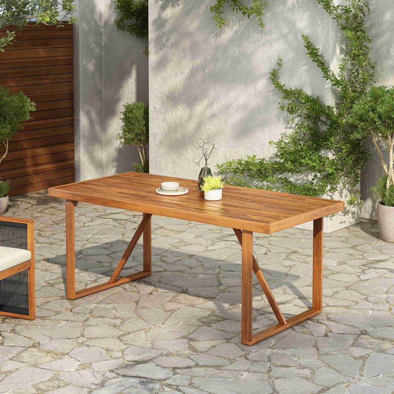 Table de salle à manger en bois d'acacia, idéale pour les rassemblements de patio et de jardin