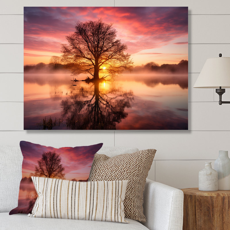 «Majestic Sunrise Over The Lake III», reproduction sur toile, H 34 po x l 44 po x P 1,5 po, Toile tendue