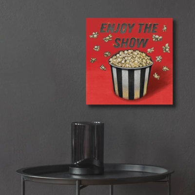  «Enjoy The Show Red» par Wild Apple Portfolio, art mural en verre, 12 po x 12 po