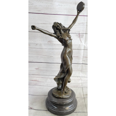 Figurines et sculptures