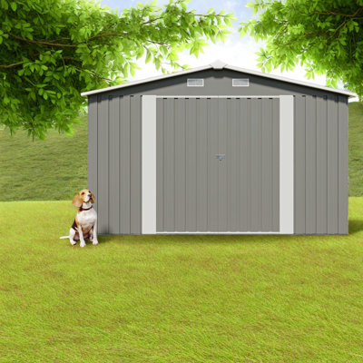 Remises extérieures en métal durable avec 3 portes, conception moderne pour la cour arrière