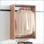 Système de placard modulaire Devi Oak, rangement personnalisable pour des espaces de vie organisés et élégants