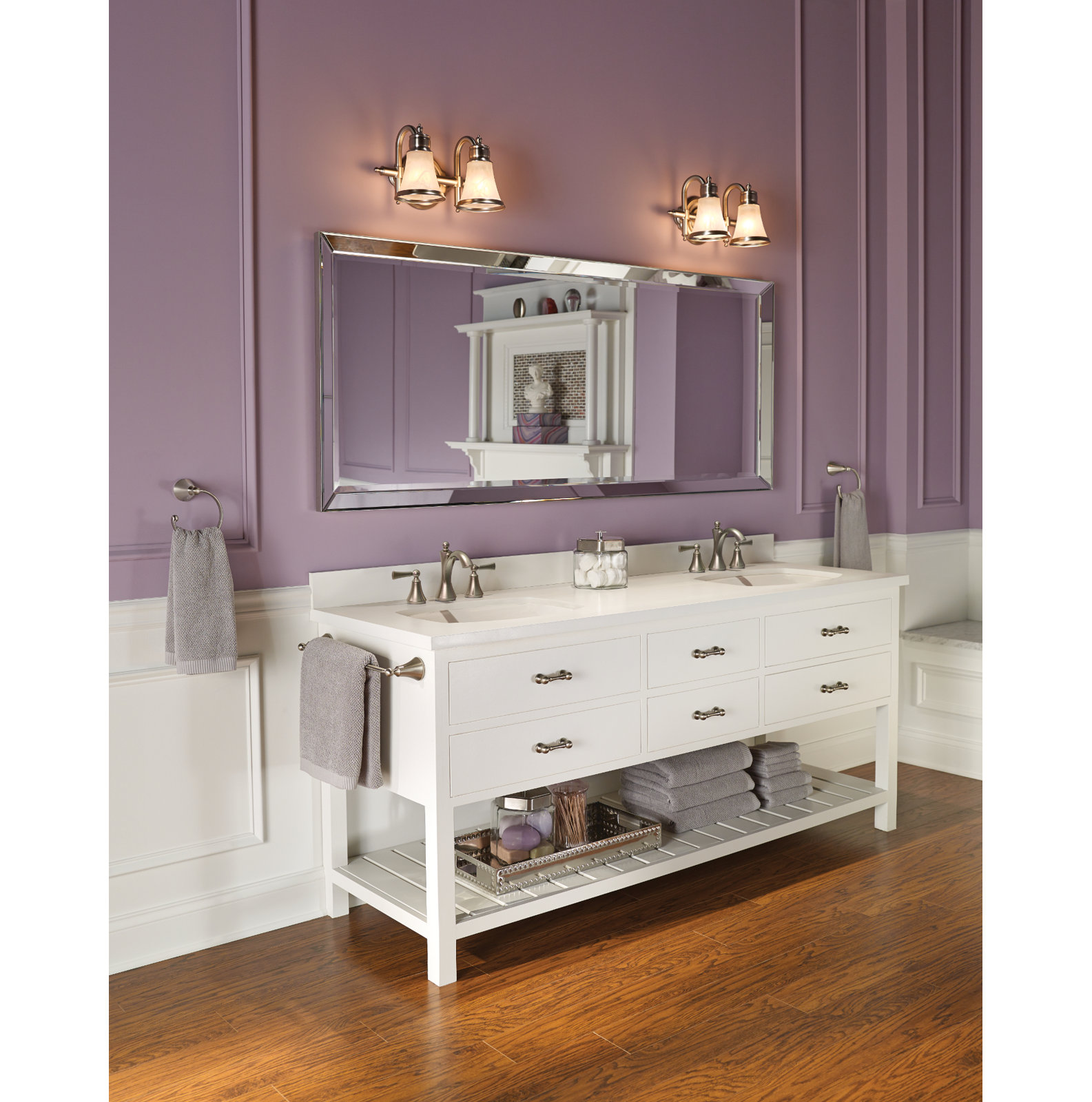 Wynford 18" Wall Mounted Towel Bar, Brushed Nickel