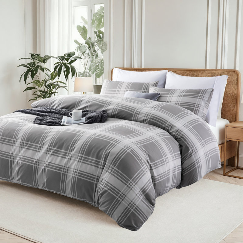 Dual Pattern Reversible Brushed Microfiber Printed Duvet Cover Set With Matching Pillow Covers, Grey Geometric