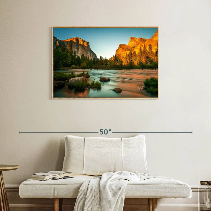 Placid Yosemite Waters, Cadre flottant en bois naturel, 37 po x 25 po