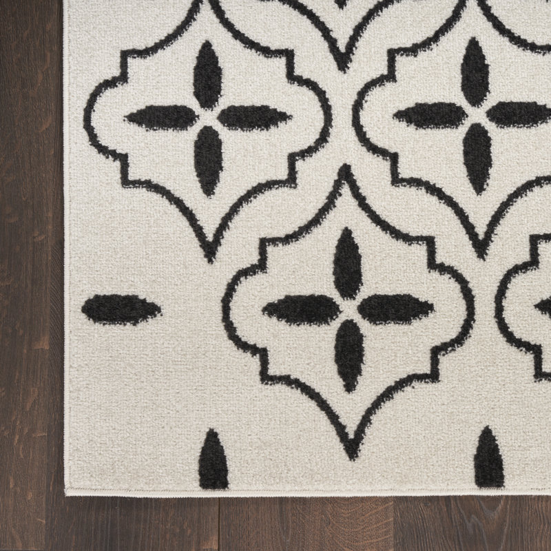Nourison Essentials Ivory/Black Indoor/Outdoor Area Rug, Rectangle 5' x 7'