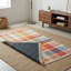 Tapis multicolore à carreaux