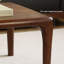 Conception simple de la table basse en bois massif