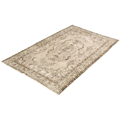 One-of-a-Kind 5'1" X 8'10" 1980s Wool Area Rug in Light Gray