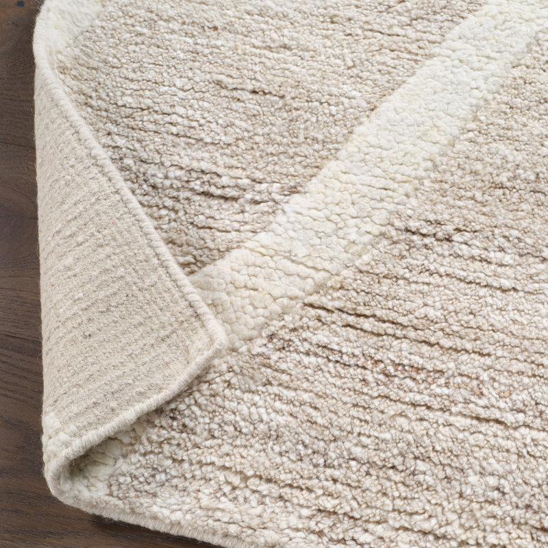 Jaipur Living Madaya Hand-Knotted Abstract Cream/ Tan Area Rug, Rectangle 6' x 9'
