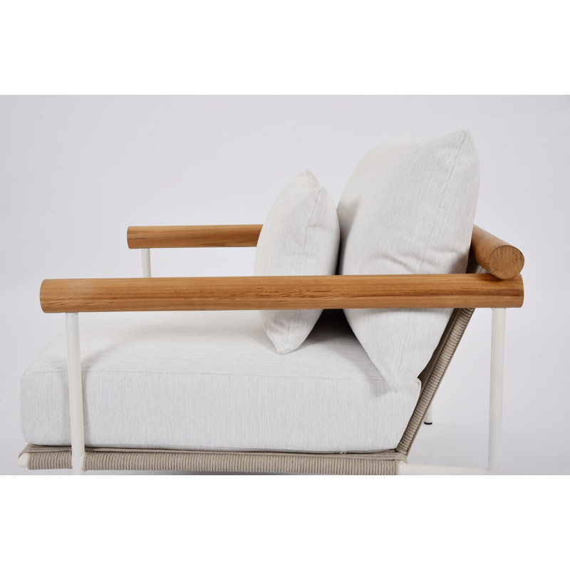 Outdoor Lounge Chair