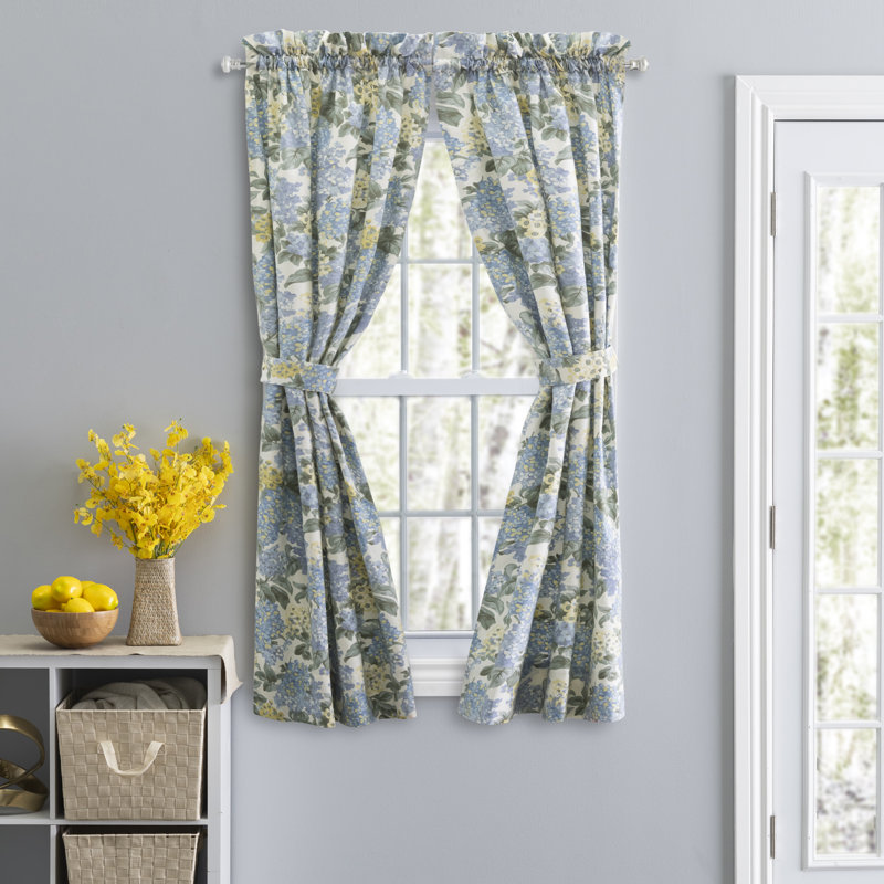 Paire de rideaux obscurcissant avec passe-tringle Levant, 34 po x 72 po