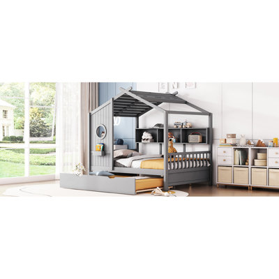 Lit double en bois pleine grandeur avec lit gigogne, couleur grise, conception moderne avec tablette de rangement, sommeil douillet semi-fermé, rangement à trois tablettes, conception en bois de pin, maisonnette, L 78 po x l 58 po, H 72 po