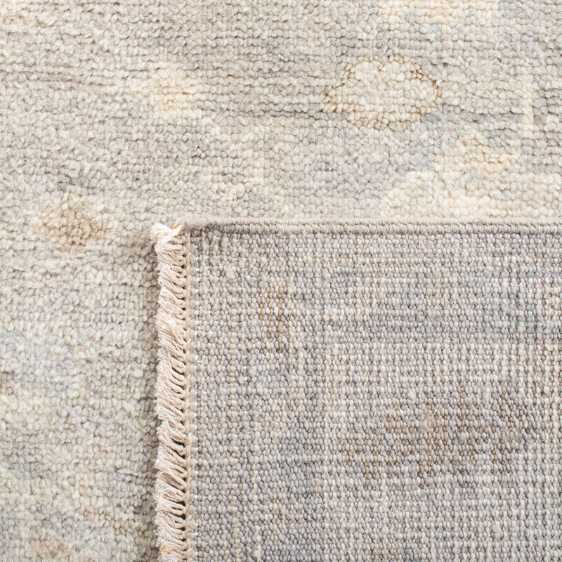 Samarkand 106 Area Rug In Ivory / Silver, Rectangle 8' x 10'
