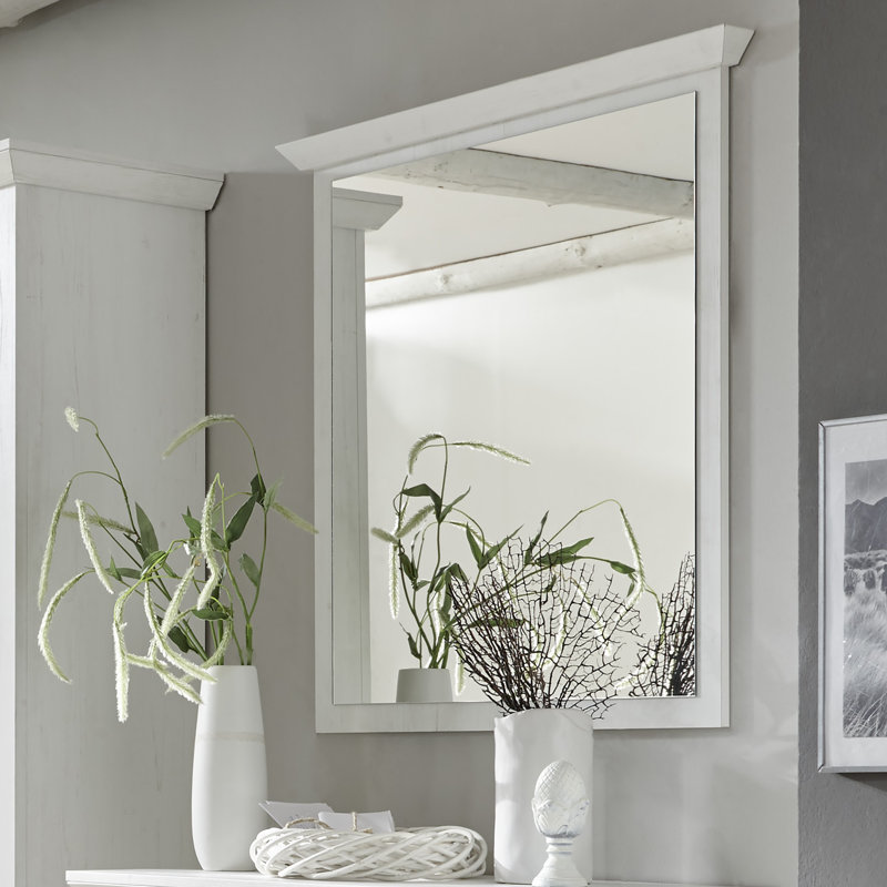 Berwyn Piece Bedroom Set