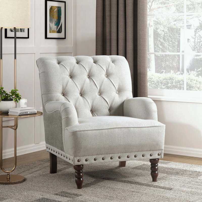 Fauteuil d'appoint capitonné avec garniture cloutée (beige)