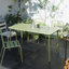 Longue table (verte) table de salle à manger d'extérieur Villa Courtyard-2090465283