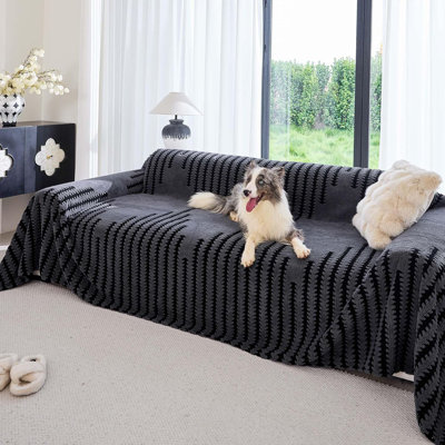 Non-Slip Plush Pet Couch Cover – 71"×118" Furniture Protector for Dogs, Cats & 2-Cushion Sofas
