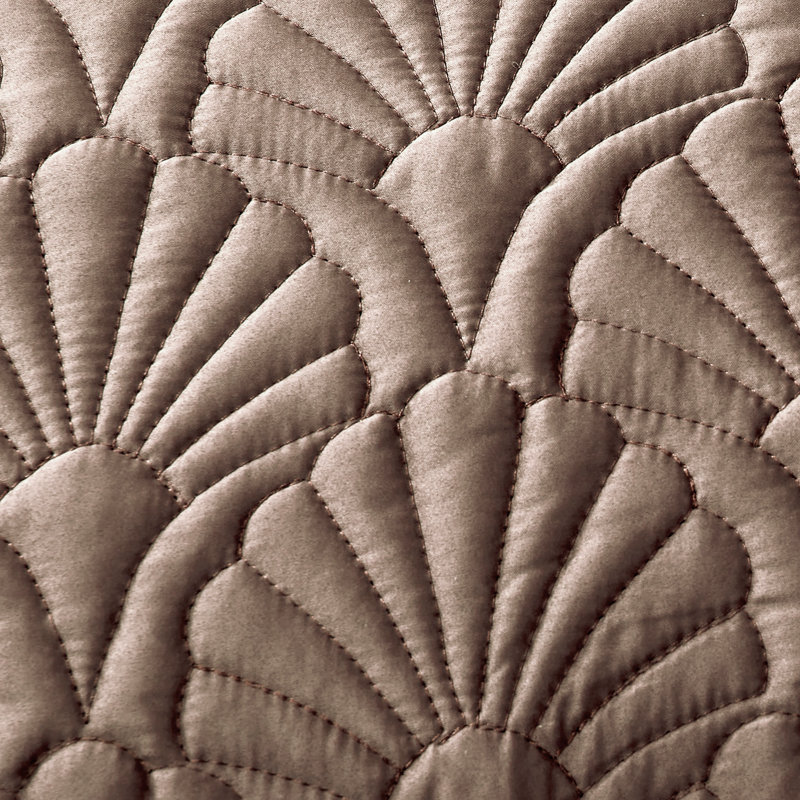 Deco Shells Quilt Set, King Quilt + 2 King Shams, Khaki