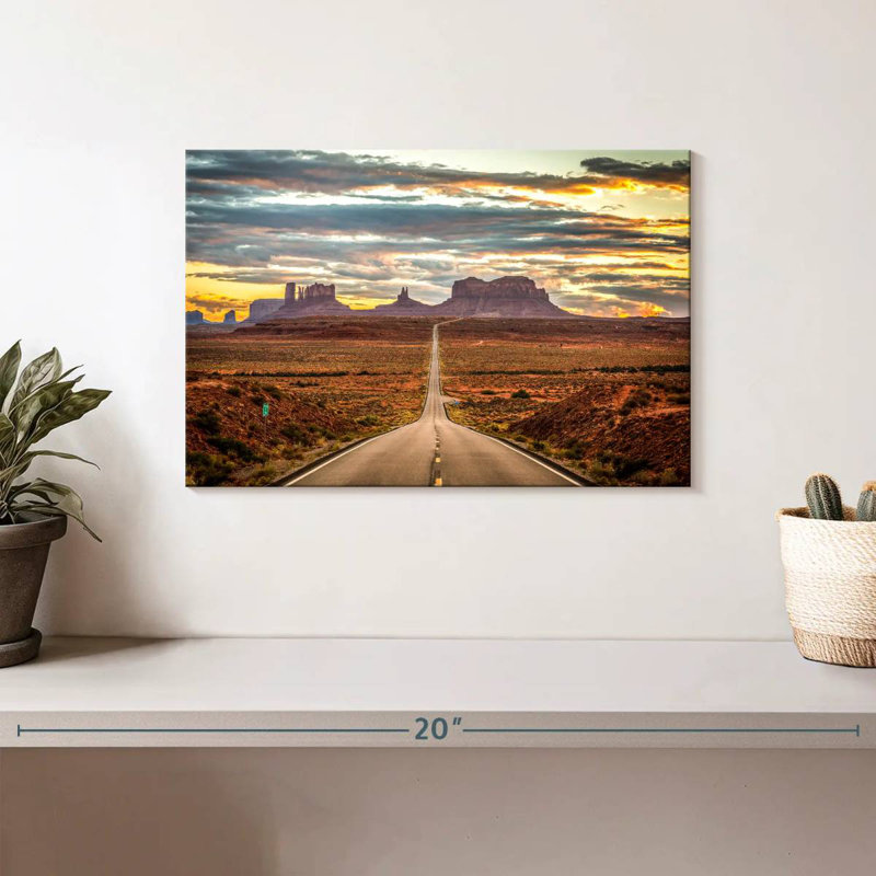 Mehar Monumental, 8" H x 12" W
