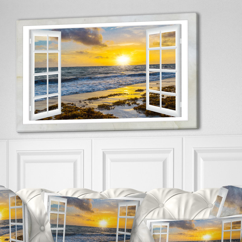 «Open Window to Bright Yellow Sunset», photographie, H 30 po x l 40 po x P 1,5 po, Métal