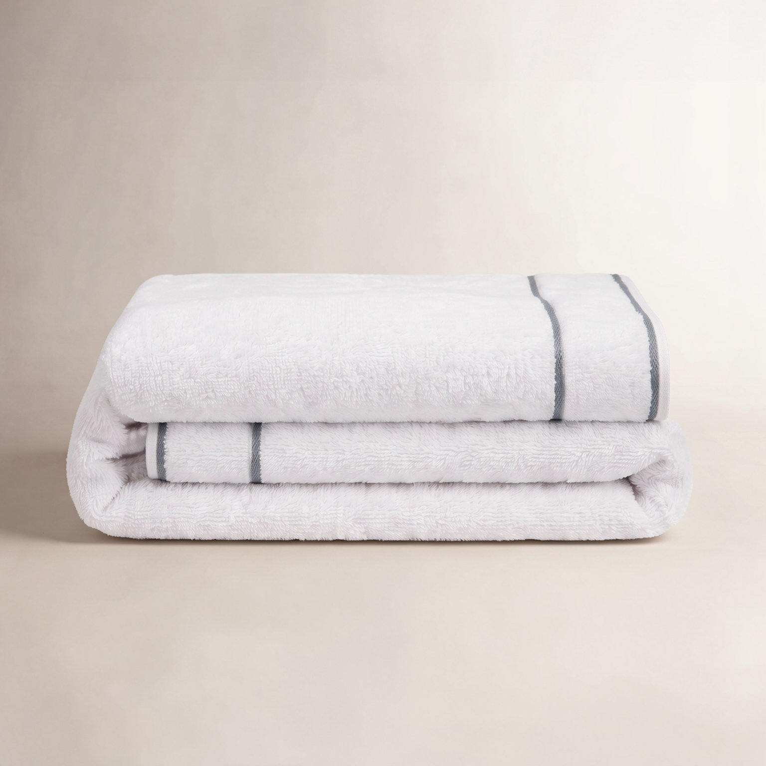 Lillet Cotton Hand Towel, White/Gray