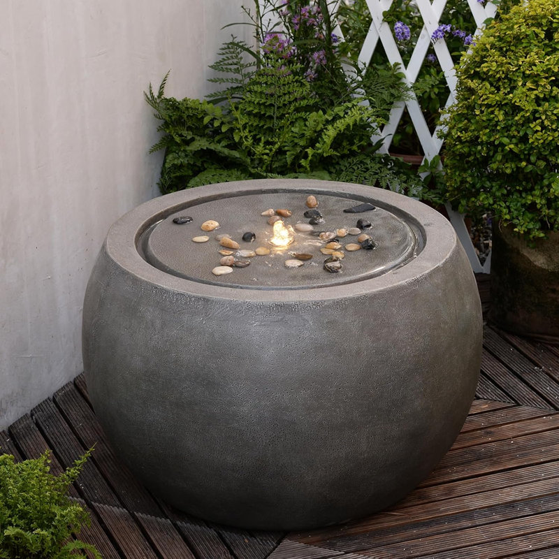 Grande fontaine d'eau de jardin pour l'extérieur avec lumières et galets, gris