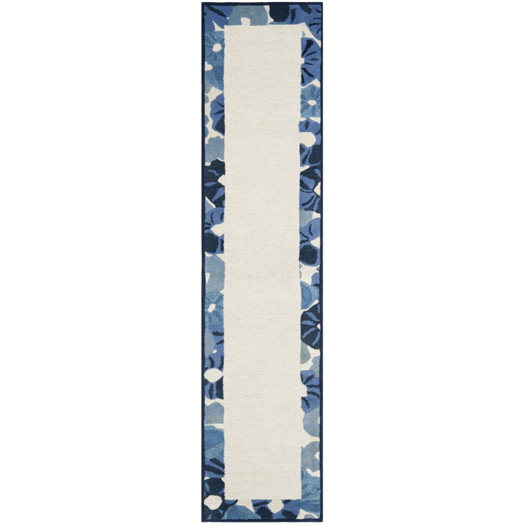 Coreatha Martha Stewart Hand Tufted Wool/Viscose Floral Rug in Ivory