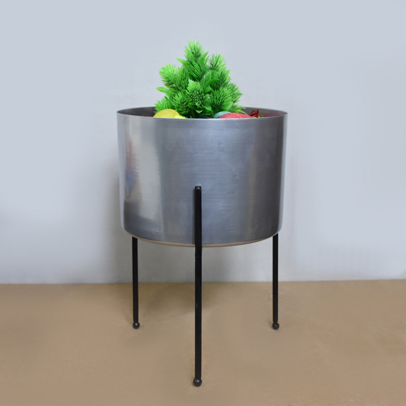 Handmade Metal Pot Planter, Silver