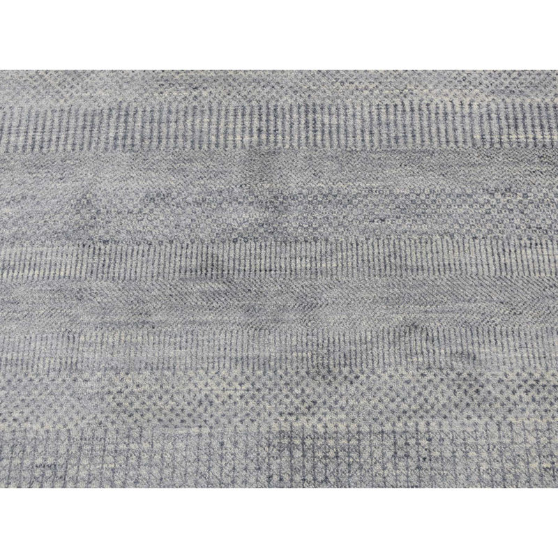Tapis rond en laine et en soie grise 10 pi x 10 pi 9A32D6727FEA46749DEA7E551E68D048