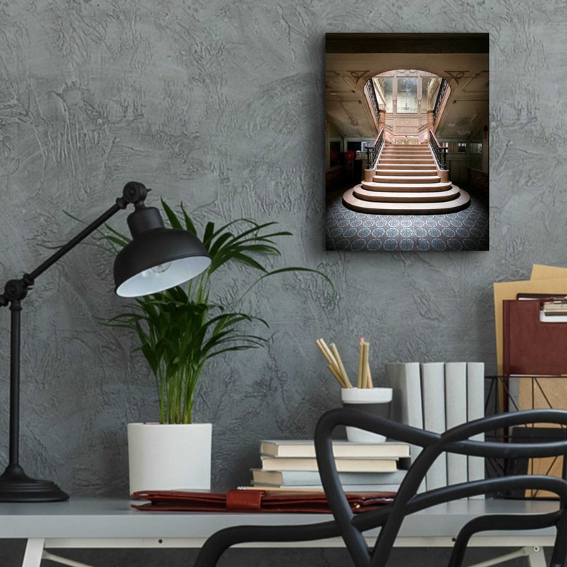 «Light On The Staircase» par Roman Robroek, art mural en verre acrylique, H 16 po x l 12 po x P 0,13 po