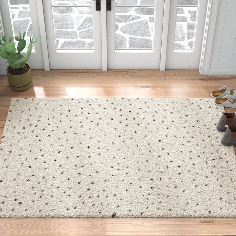 Tapis crème / noir Trotter Karn, Rectangle 5 pi 3 po x 7 pi 7 po