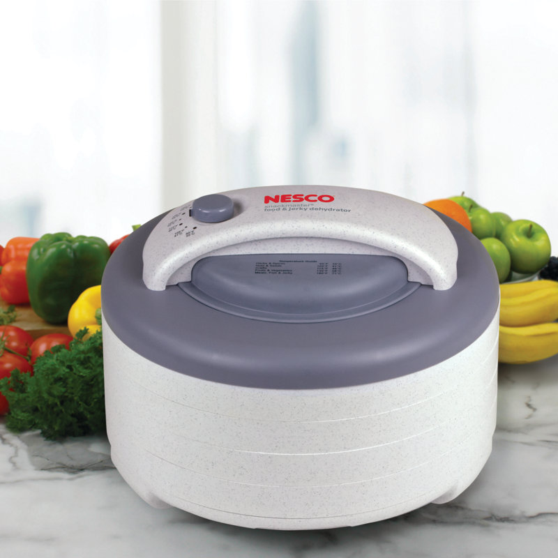 Nesco Snackmaster 4-Tray Gray and White Food Dehydrator