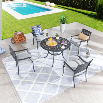 Shipp Round 4 - Person Dining Set with Cushions