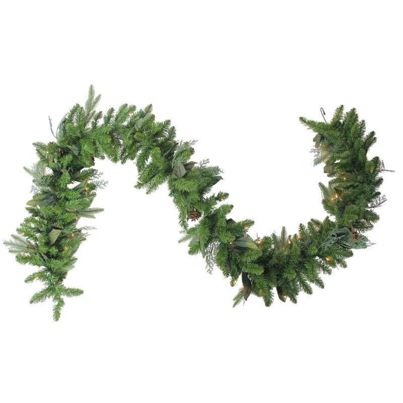 Guirlande de Noël artificielle pré-éclairée 9 pi x 12 po avec lumières de Noël Dura-Lit