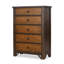Commode bicolore Lake House de style campagnard, 101,6 cm de large x 142,2 cm de hauteur x 45,7 cm de profondeur.-57181521