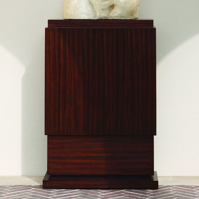 Wide Skyscraper Pedestal
