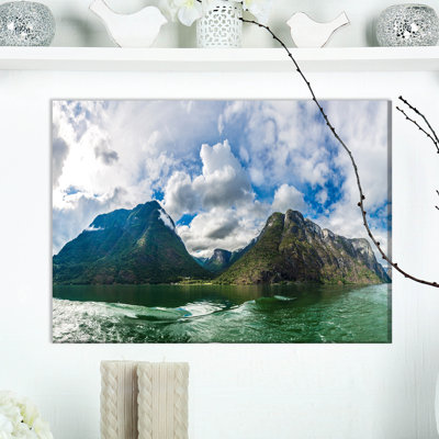 Reproduction de photo sur toile tendue