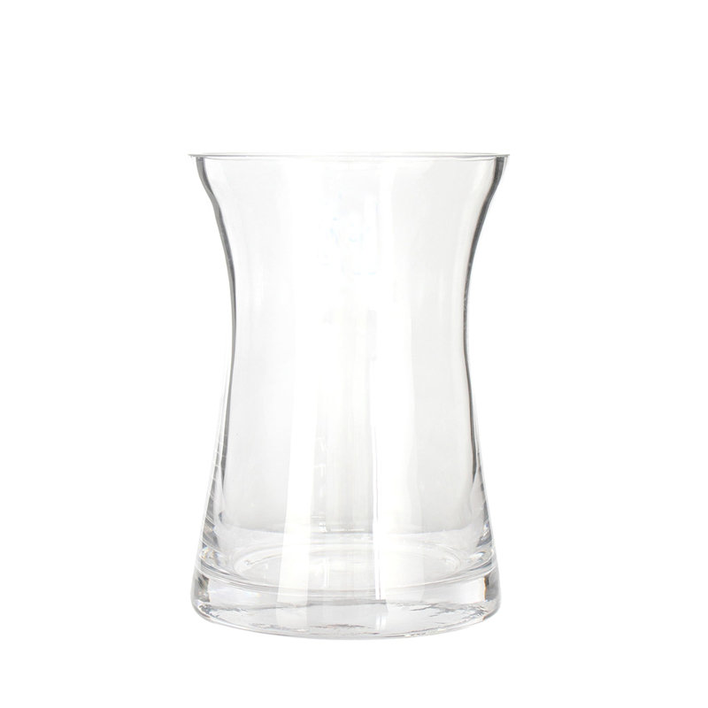 Vase en verre, H 5,50 po x l 4,10 po x P 4,10 po