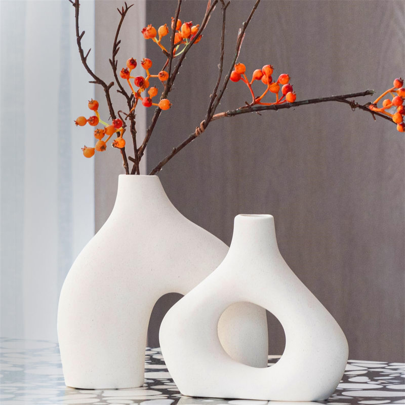 Davaeh Ceramic / Porcelain Table Vase