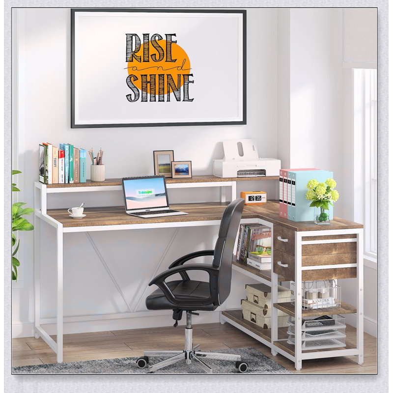 Bureau de bureau en L de 55 pouces avec élévateur de moniteur, tiroirs et tablettes de rangement, bureau d'ordinateur de coin pour les petits espaces, table d'écriture de style maison de campagne