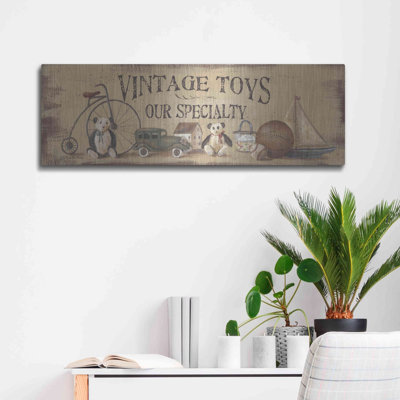 "Jouets antiques" par Pam Britton