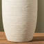 Grand vase en céramique de 12,5 pouces, de style blanc et rustique, adapté à divers environnements dans toute la maison. Version 4
