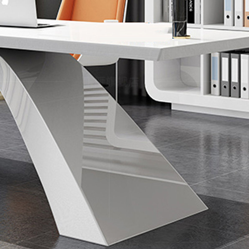 Bureau simple et moderne laqué, H 29,53 po x l 70,87 po x P 31,5 po