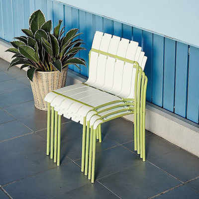 VESANO Ensemble de 4 chaises de salle à manger modernes à rayures et blocs de couleur, siège en plastique PP imperméable et pieds en métal, résistants aux intempéries, pour l'intérieur et l'extérieur : salle à manger, terrasse, balcon, café et cuisine.