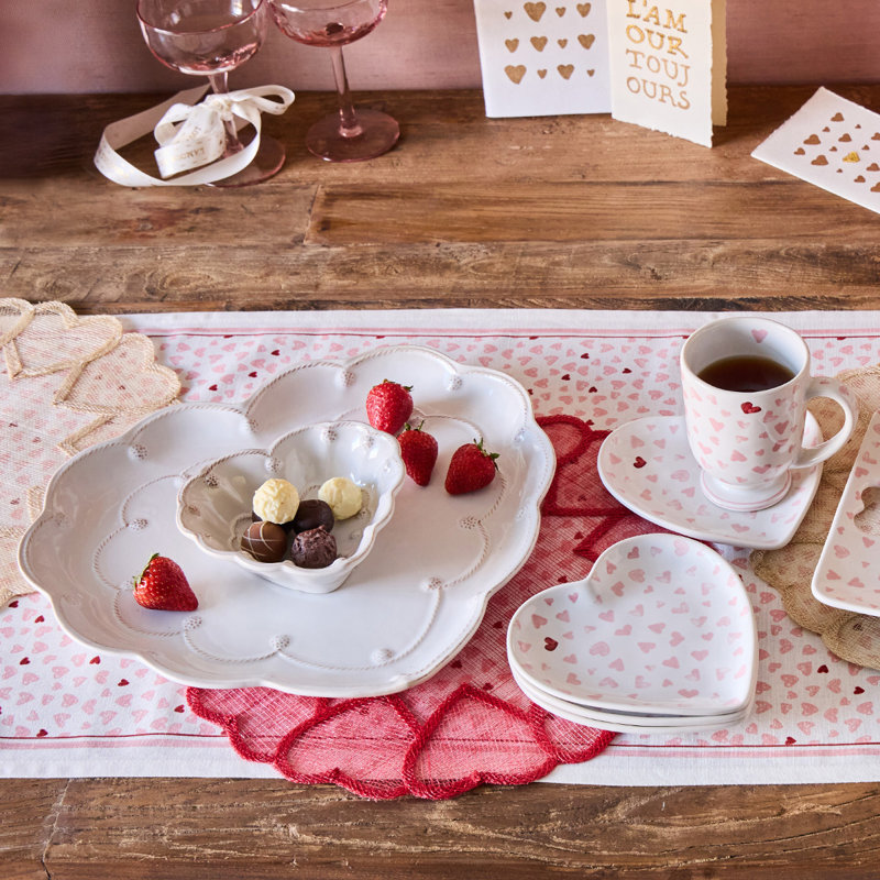 Berry & Thread 15" Heart Platter - Whitewash