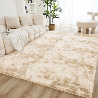 Machine Tufted Shag Area Rug