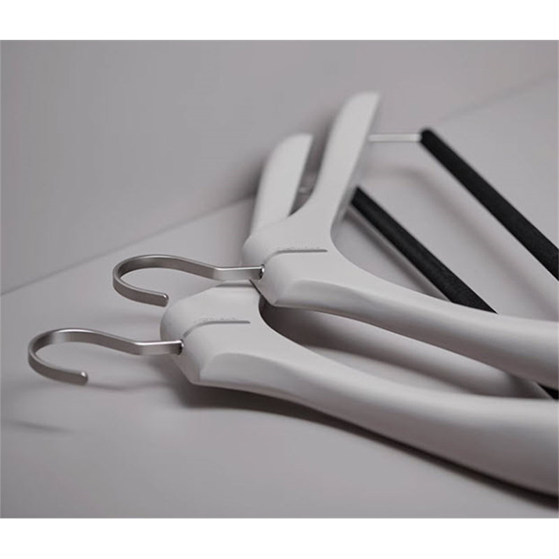 Cintre Velvetgrey Couture, 8